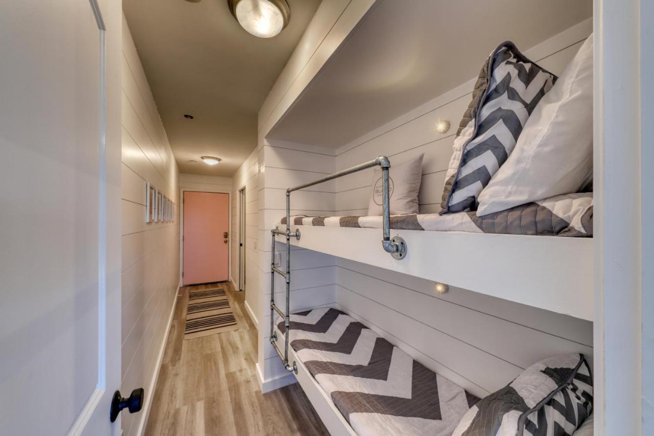 Pink Pineapple Apartment Хилтън Хед Айлънд Екстериор снимка